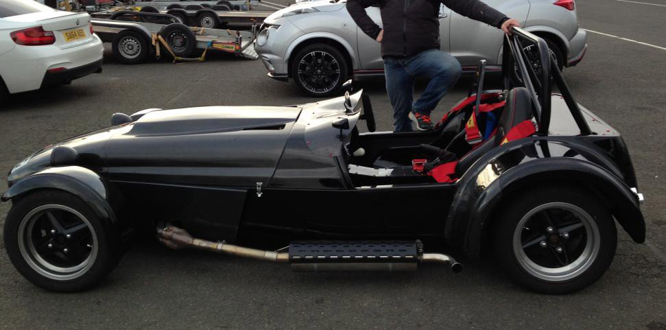car1.jpg