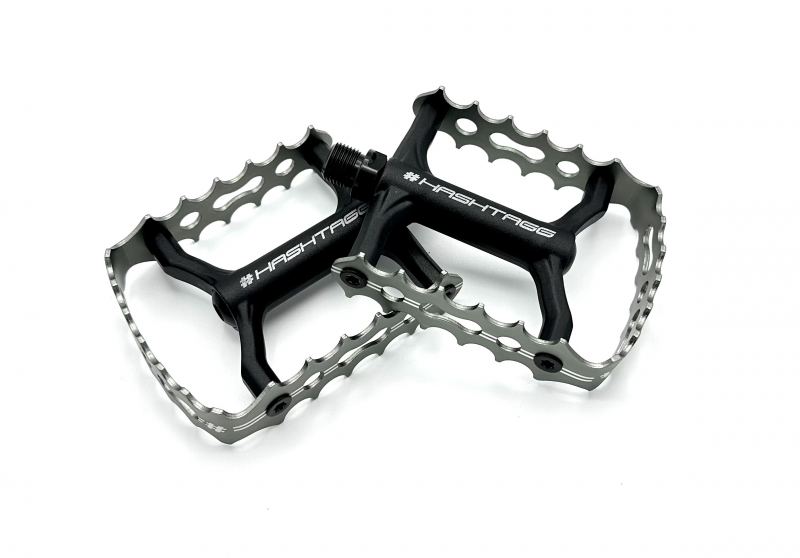 #Hashtagg Superlight Sealed Caged Pedals