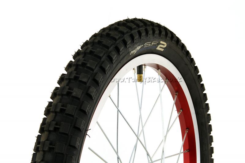 Onza SF2 18" Tyre